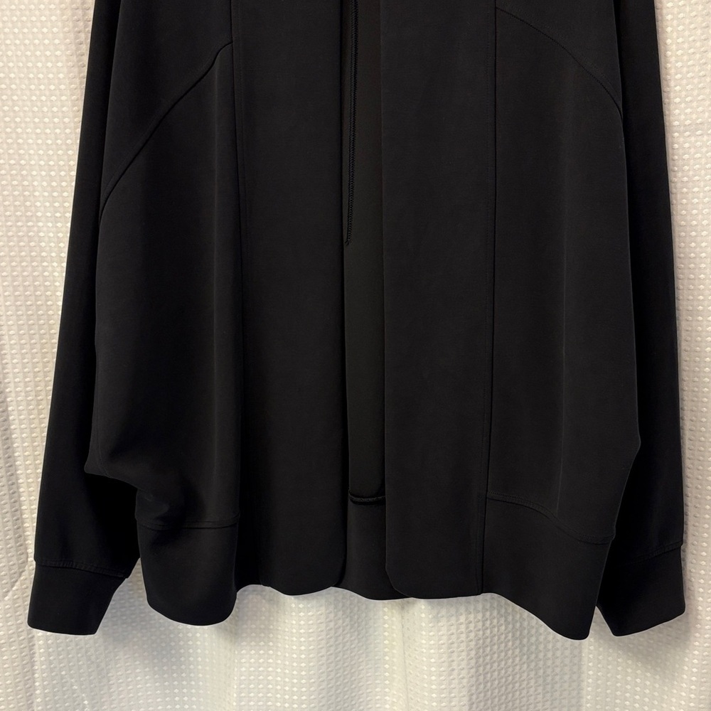 Lululemon Softstreme Drop Sleeve Wrap ~ 10 ~ Black - Picture 4 of 12